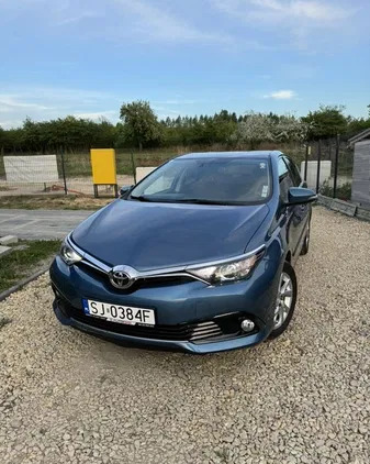 śląskie Toyota Auris cena 53500 przebieg: 147000, rok produkcji 2016 z Jaworzno